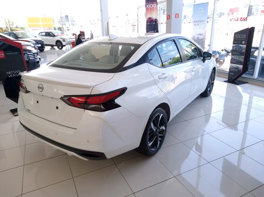 VERSA 1.6 16V FLEX EXCLUSIVE XTRONIC4