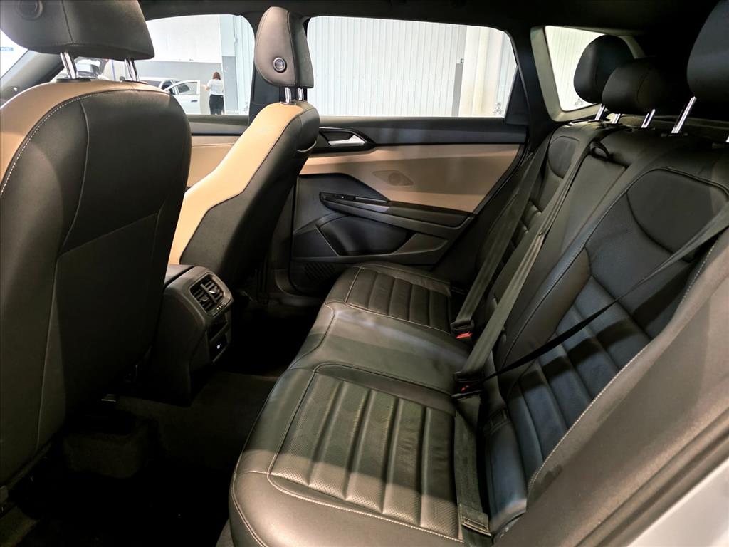 TAOS 1.4 250 TSI TOTAL FLEX HIGHLINE AUTOMÁTICO12