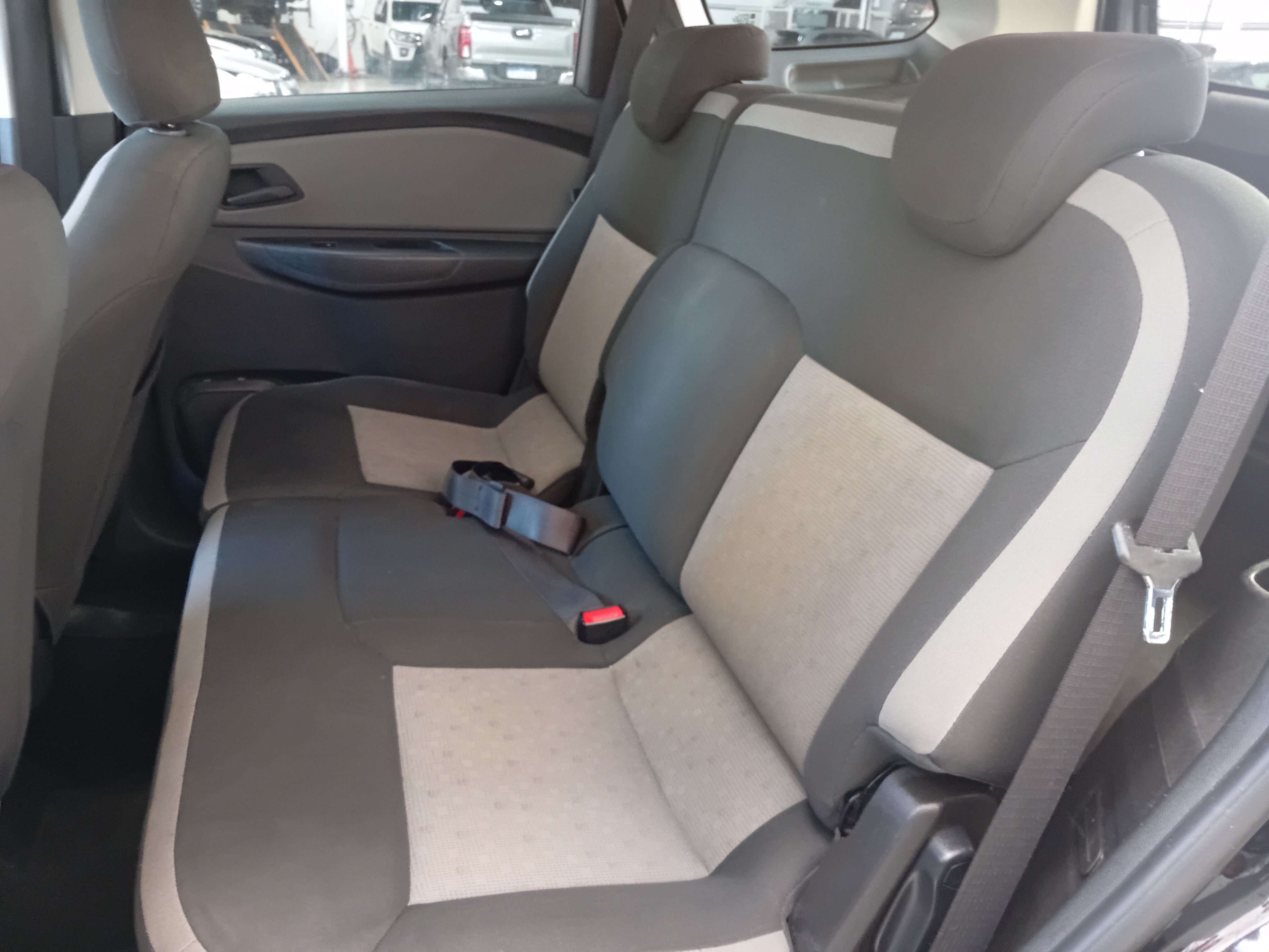 SPIN 1.8 LT 8V FLEX 4P AUTOMÁTICO14