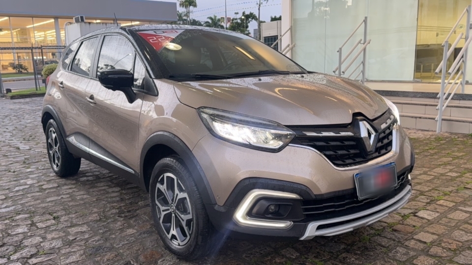 Renault-CAPTUR-1.3 TCE FLEX ICONIC X-TRONIC