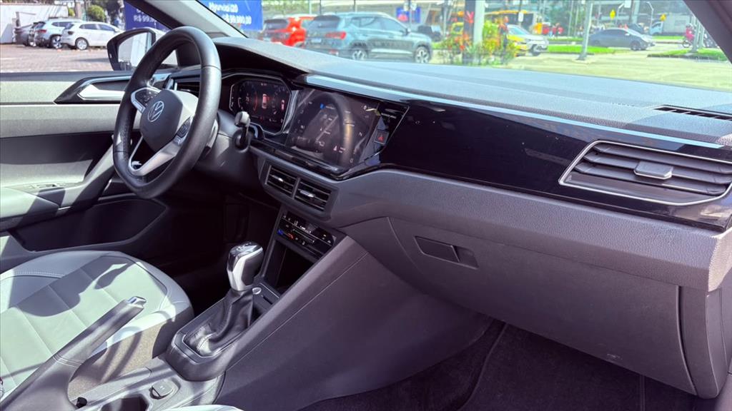 NIVUS 1.0 200 TSI TOTAL FLEX HIGHLINE AUTOMÁTICO10