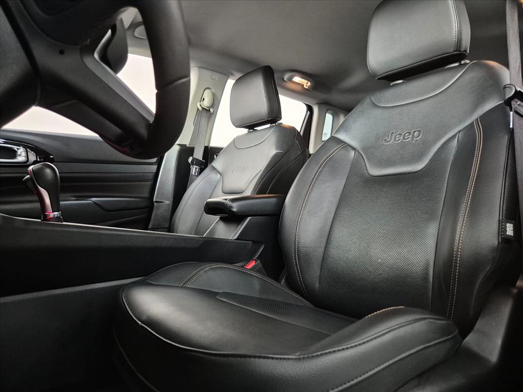 Jeep-COMPASS-1.3 T270 TURBO FLEX LIMITED AT6