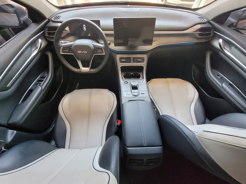KING 1.5 DM-I PHEV GS AUTOMÁTICO6