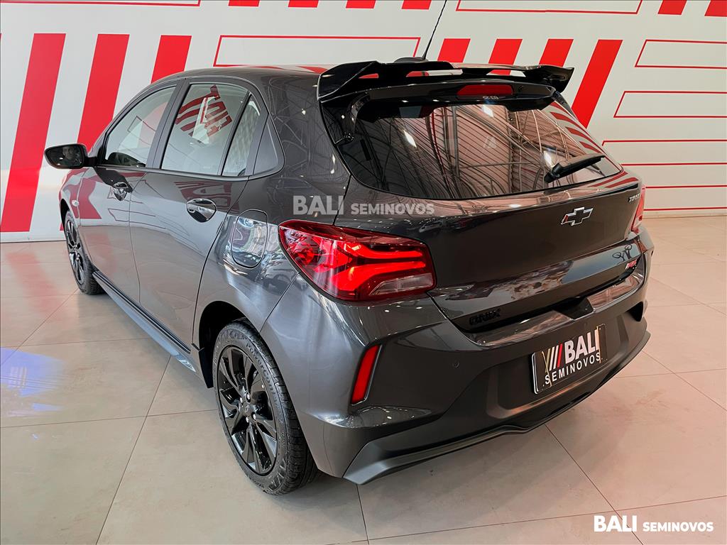 ONIX 1.0 TURBO FLEX RS AUTOMÁTICO4