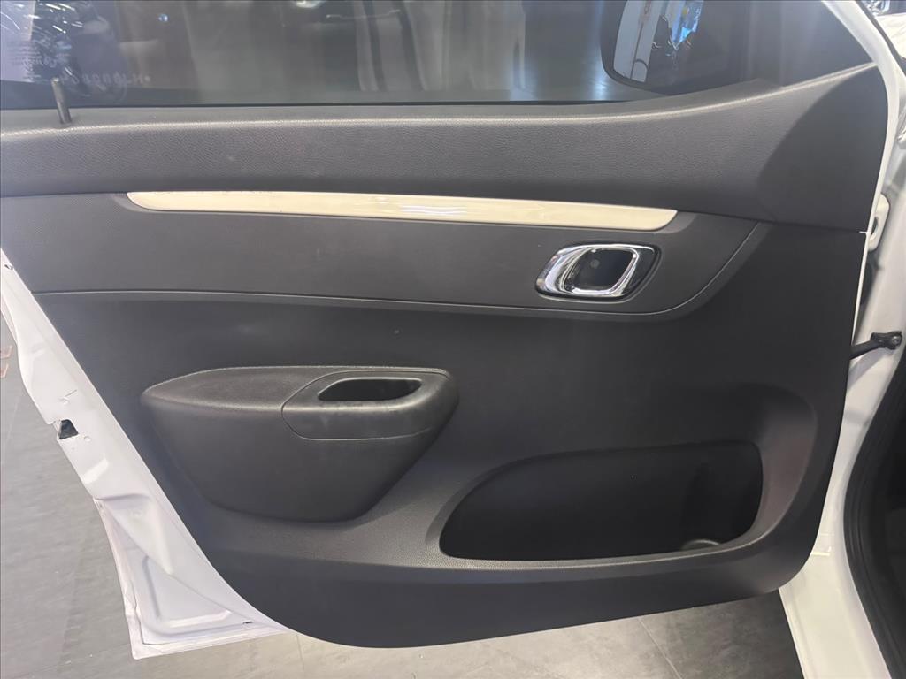 KWID 1.0 12V SCE FLEX INTENSE MANUAL16