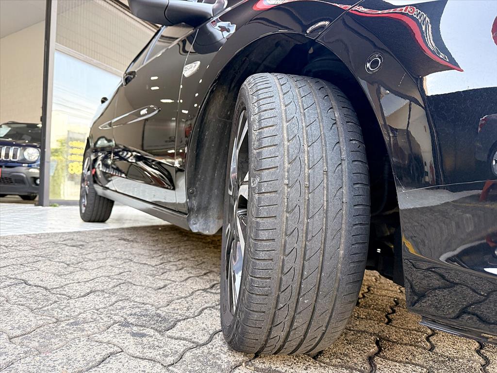 Chevrolet Onix Plus - 1.0 TURBO FLEX PREMIER AUTOMÁTICO