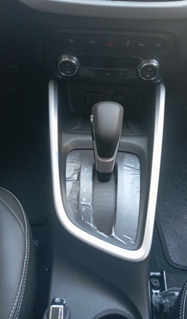 ONIX PLUS 1.0 TURBO FLEX PREMIER AUTOMÁTICO9