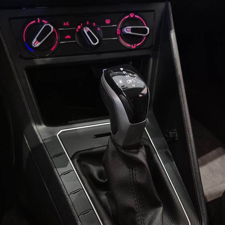 NIVUS 1.0 200 TSI TOTAL FLEX SENSE AUTOMÁTICO10