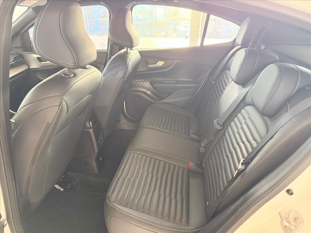 Fiat-FASTBACK-1.0 TURBO 200 FLEX IMPETUS CVT