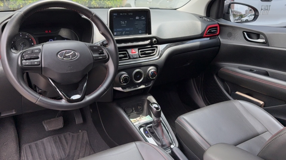 Hyundai-HB20X-1.6 16V FLEX DIAMOND AUTOMÁTICO