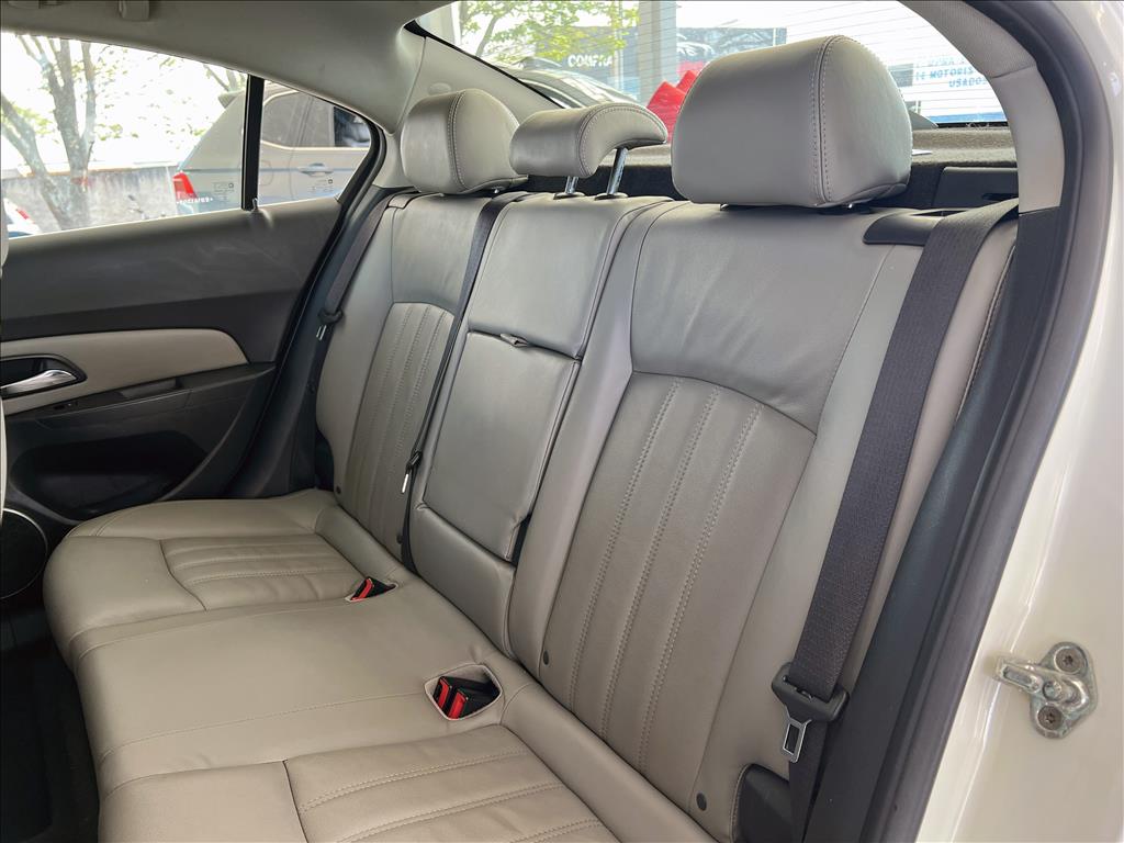 CRUZE 1.8 LTZ 16V FLEX 4P AUTOMÁTICO17 CRUZE 1.8 LTZ 16V FLEX 4P AUTOMÁTICO17