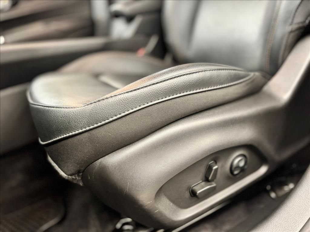 COMPASS 2.0 TD350 TURBO DIESEL LIMITED AT9