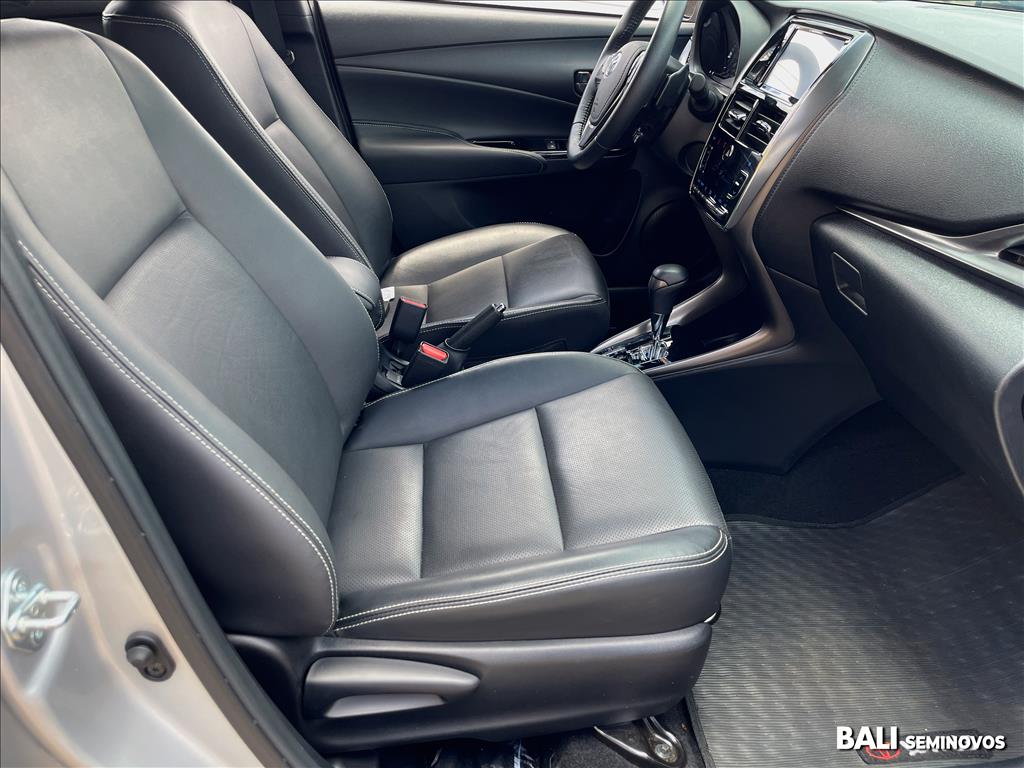 YARIS 1.5 16V FLEX XLS CONNECT MULTIDRIVE10