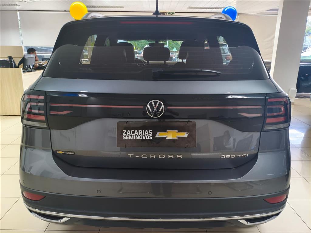 T-CROSS 1.4 250 TSI TOTAL FLEX HIGHLINE AUTOMÁTICO3