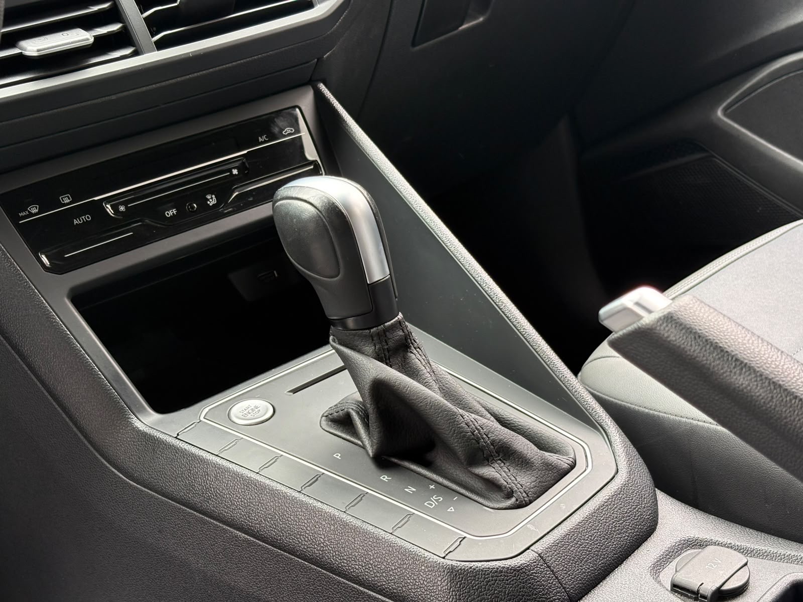 NIVUS 1.0 200 TSI TOTAL FLEX HIGHLINE AUTOMÁTICO8