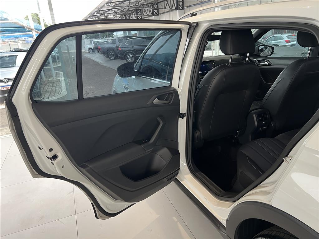 T-CROSS 1.4 250 TSI TOTAL FLEX HIGHLINE AUTOMÁTICO16