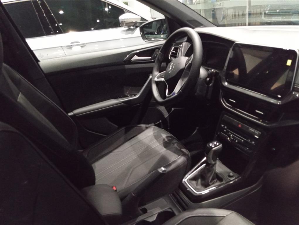 T-CROSS 1.4 250 TSI TOTAL FLEX HIGHLINE AUTOMÁTICO5