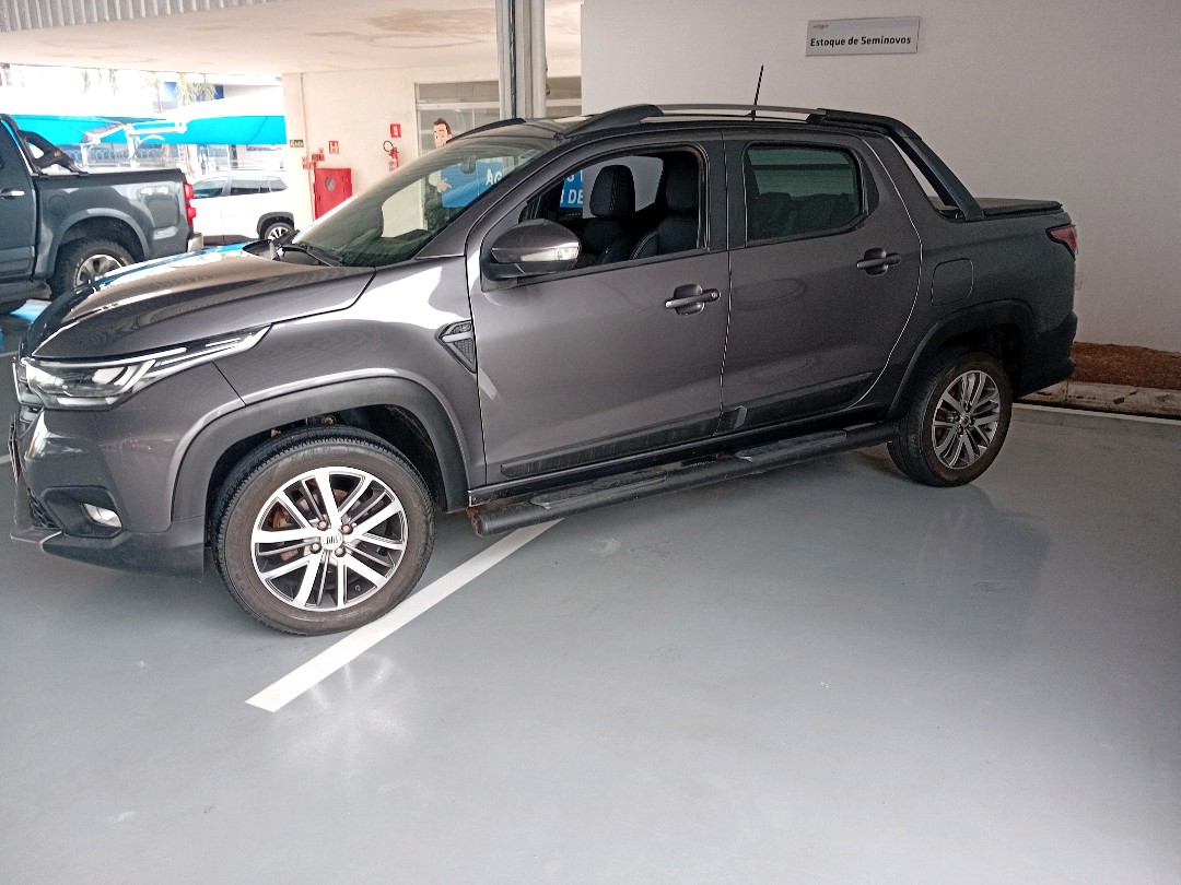 Fiat-STRADA-1.3 FIREFLY FLEX VOLCANO CD CVT