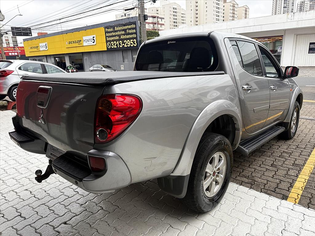 Mitsubishi L200 Triton - 3.2 HPE 4X4 CD 16V TURBO INTERCOOLER DIESEL 4P AUTOMÁTICO