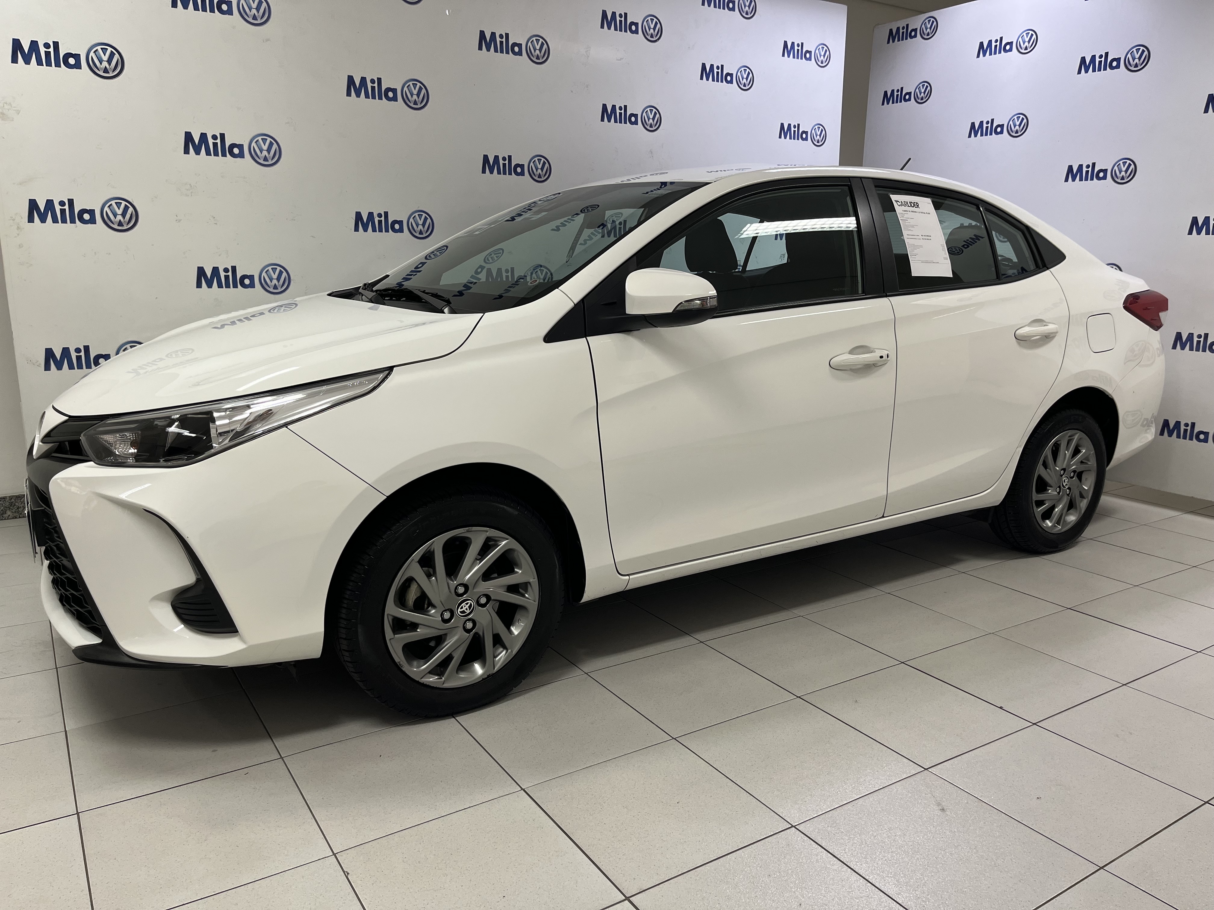 YARIS 1.5 16V FLEX SEDAN XS MULTIDRIVE1