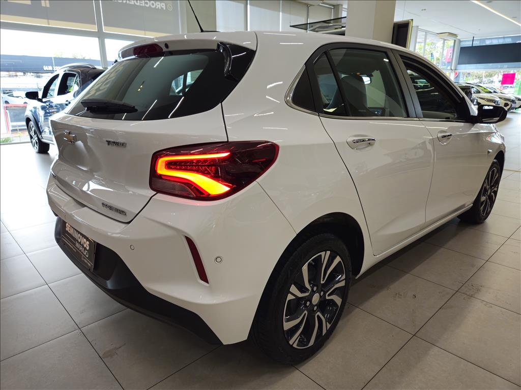 ONIX 1.0 TURBO FLEX PREMIER AUTOMÁTICO