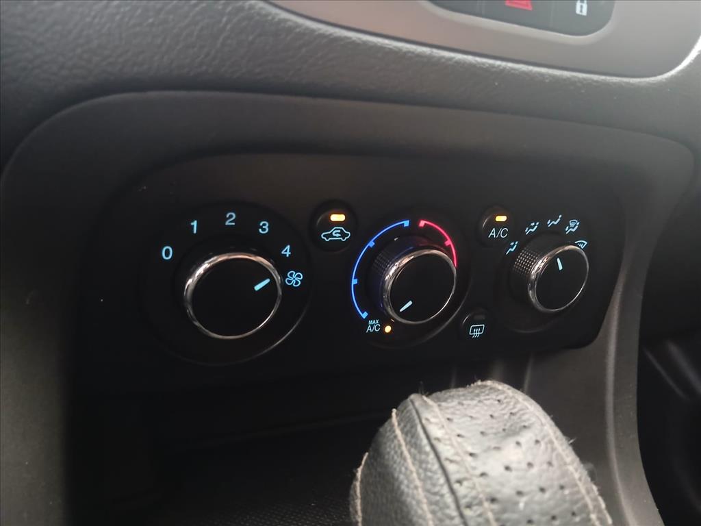 KA 1.5 TI-VCT FLEX SE PLUS AUTOMÁTICO9