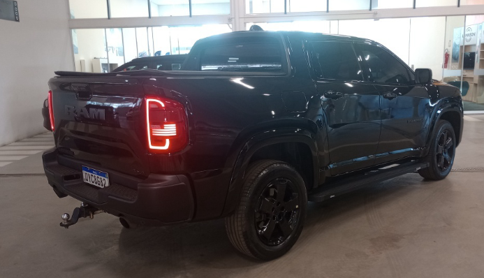 RAMPAGE 2.0 TURBO DIESEL LARAMIE 4X4 AUTOMÁTICO4 RAMPAGE 2.0 TURBO DIESEL LARAMIE 4X4 AUTOMÁTICO4