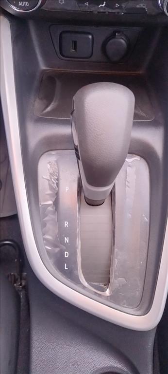 ONIX PLUS 1.0 TURBO FLEX PREMIER AUTOMÁTICO9