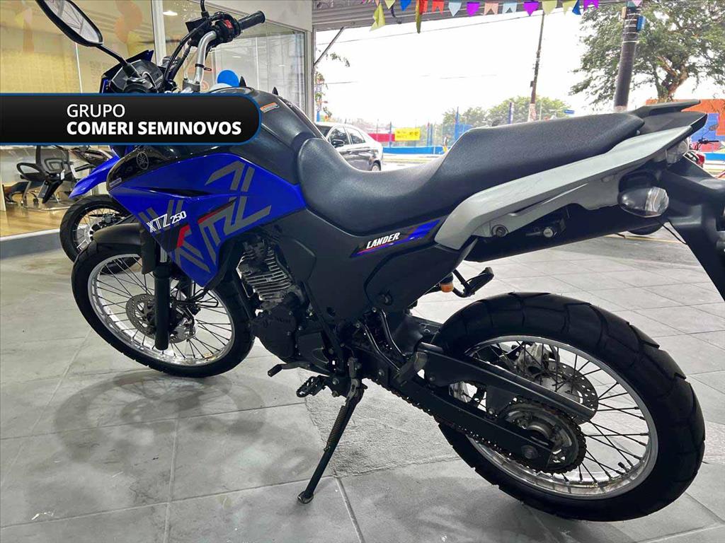 XTZ 250 LANDER