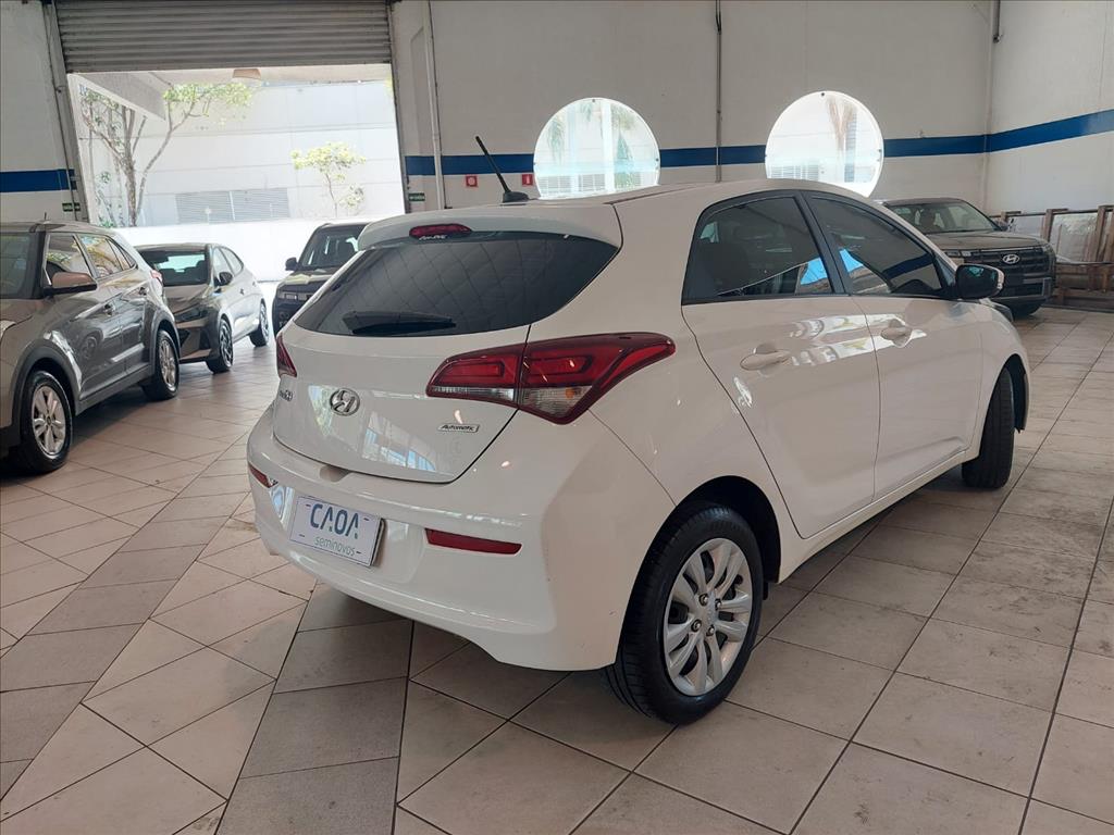 Hyundai-HB20-1.6 COMFORT PLUS 16V FLEX 4P AUTOMÁTICO