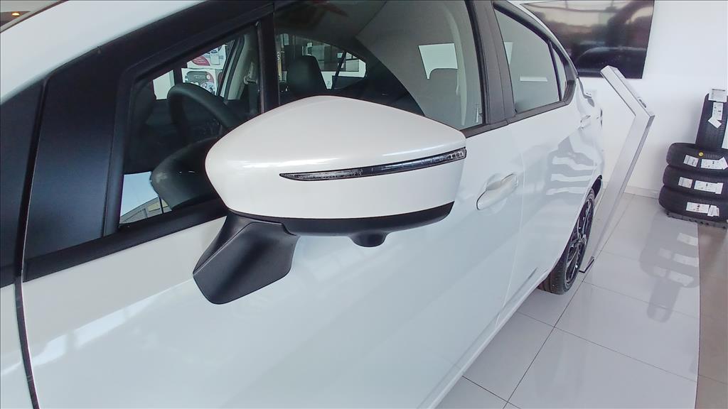 VERSA 1.6 16V FLEX EXCLUSIVE XTRONIC12