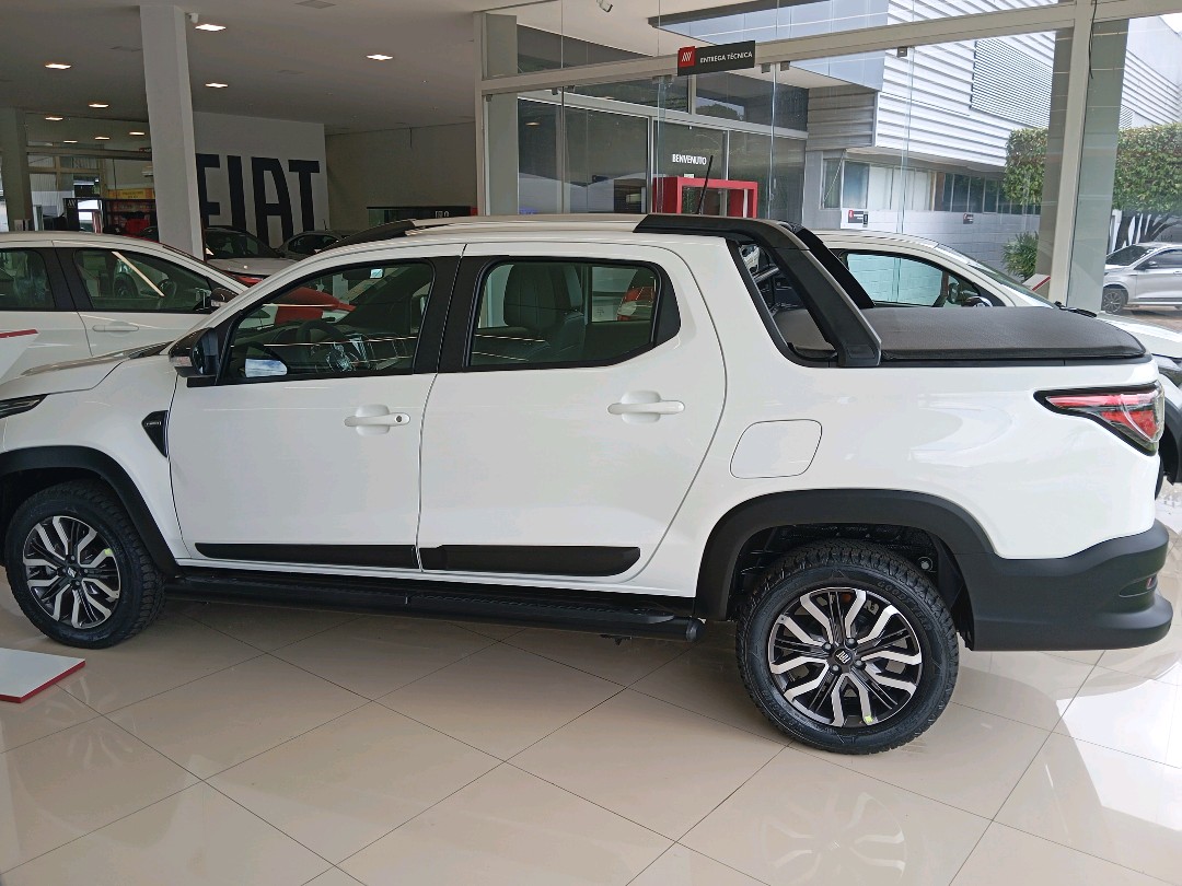 STRADA 1.0 TURBO 200 FLEX RANCH CD CVT2