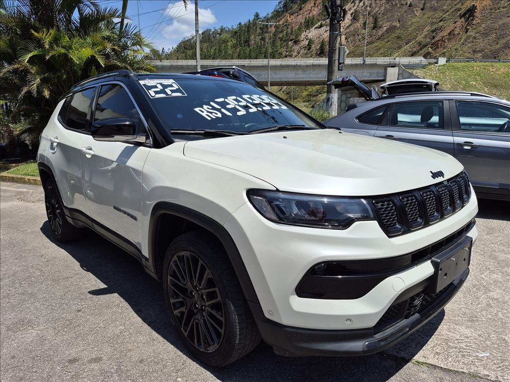 Foto ilustrativa do carro