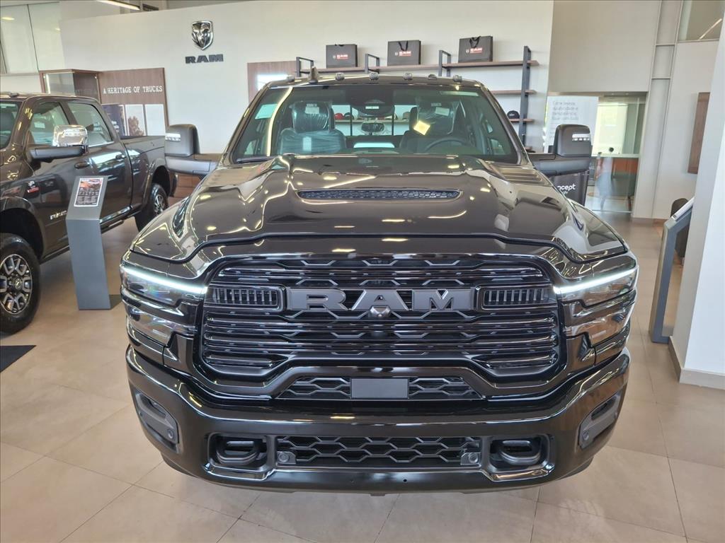 3500 6.7 I6 TURBO DIESEL LARAMIE NIGHT EDITION CD 4X4  AUTOMÁTICO1