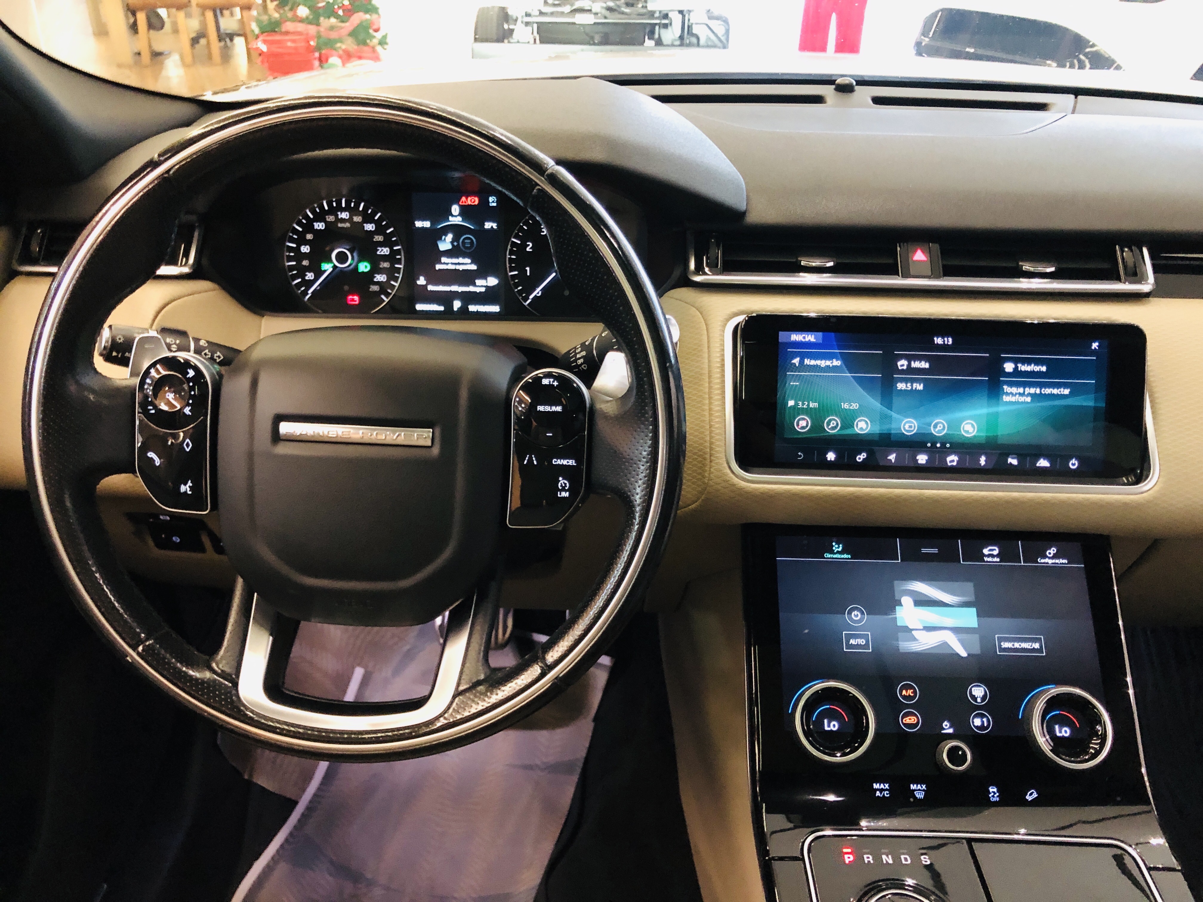 RANGE ROVER VELAR 2.0 D180 DIESEL R-DYNAMIC AUTOMÁTICO12