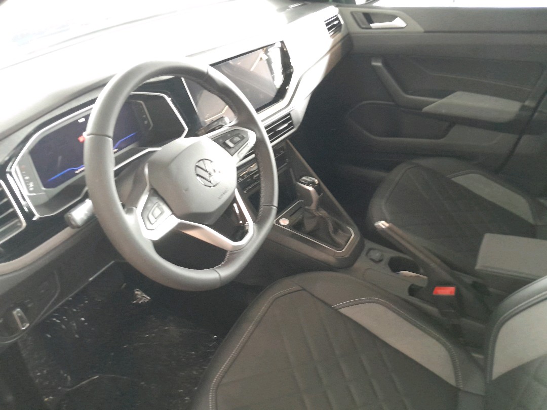 VIRTUS 1.4 250 TSI EXCLUSIVE AUTOMÁTICO6