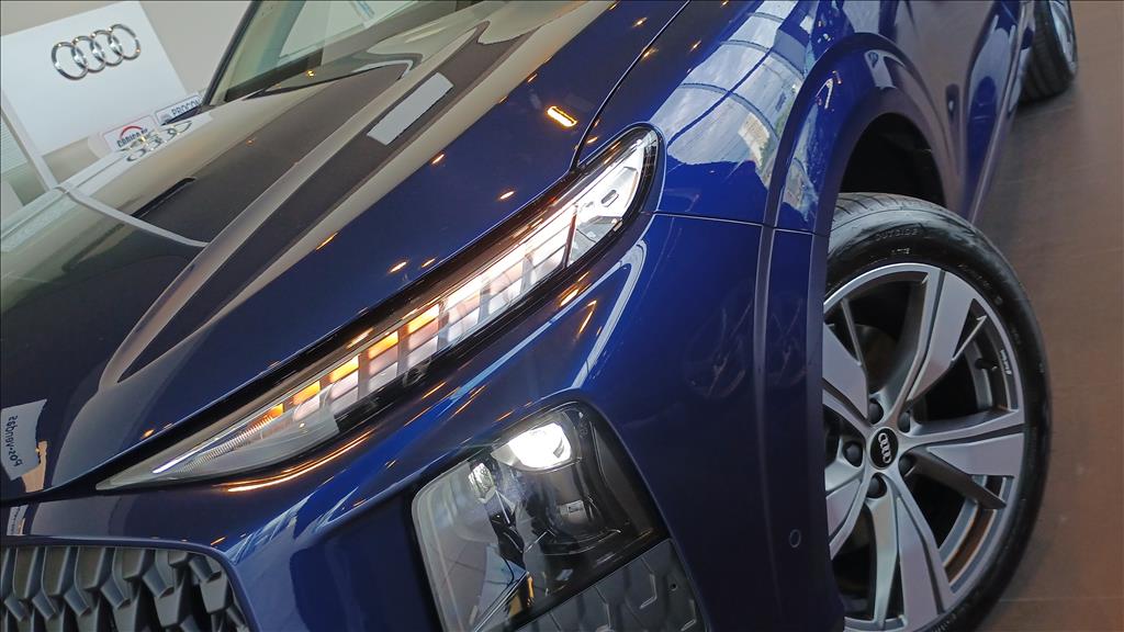 Q3 2.0 TFSI GASOLINA LAUNCH EDITION QUATTRO S TRONIC3