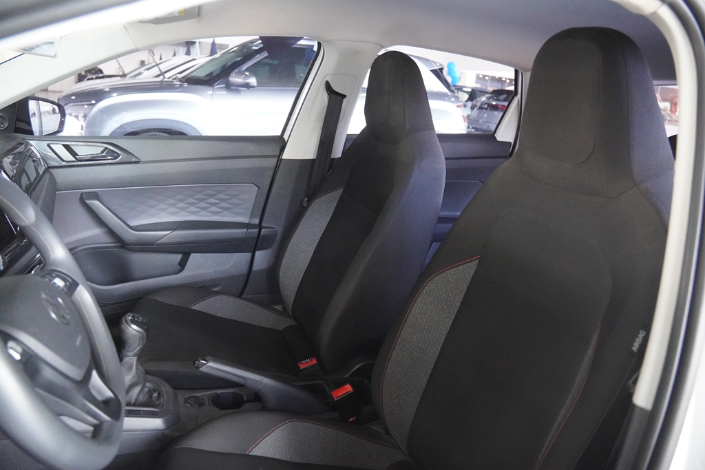 POLO 1.0 MPI TRACK MANUAL7