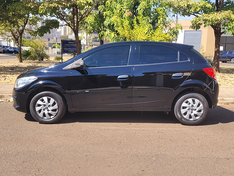 ONIX 1.0 MPFI LS 8V FLEX 4P MANUAL