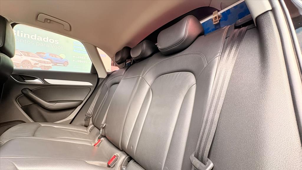Q3 1.4 TFSI AMBIENTE FLEX 4P S TRONIC13