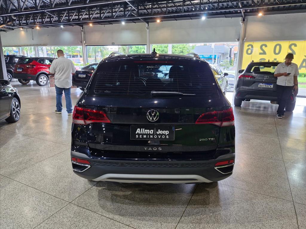 TAOS 1.4 250 TSI TOTAL FLEX COMFORTLINE AUTOMÁTICO5