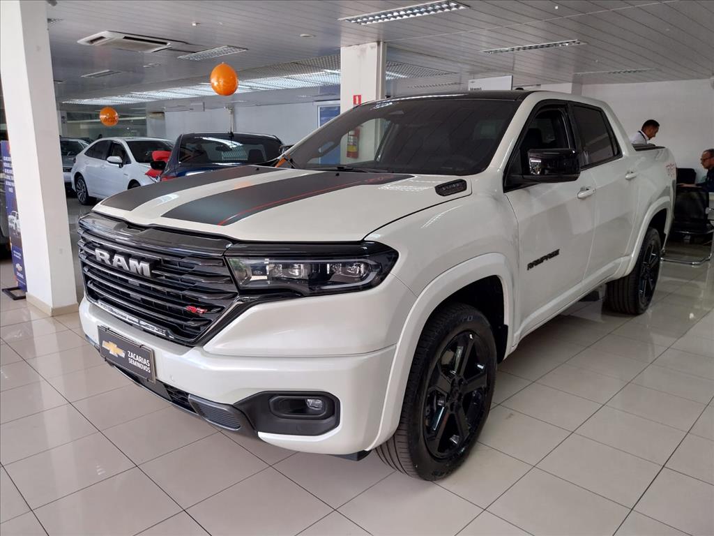 RAMPAGE 2.0 HURRICANE 4 TURBO GASOLINA R/T 4X4 AUTOMÁTICO