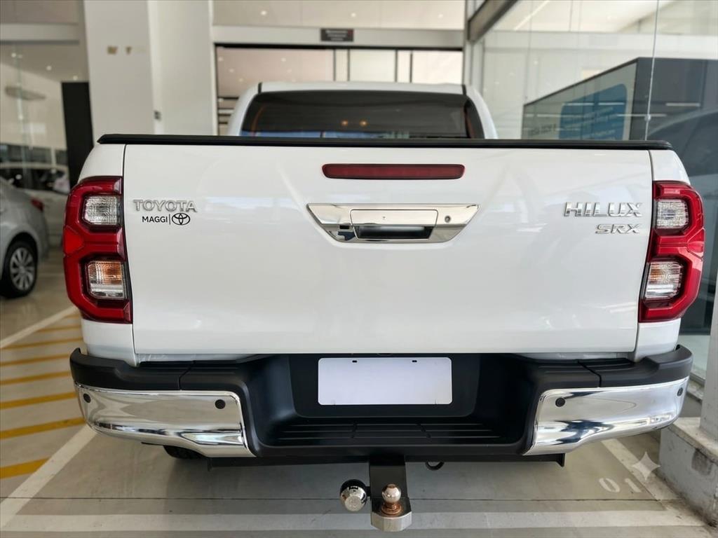 HILUX 2.8 D-4D TURBO DIESEL CD SRX 4X4 AUTOMÁTICO3