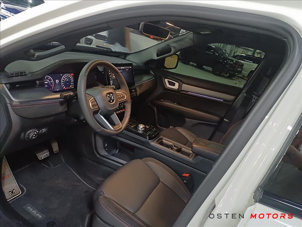 RAM-RAMPAGE-2.0 HURRICANE 4 TURBO GASOLINA R/T 4X4 AUTOMÁTICO