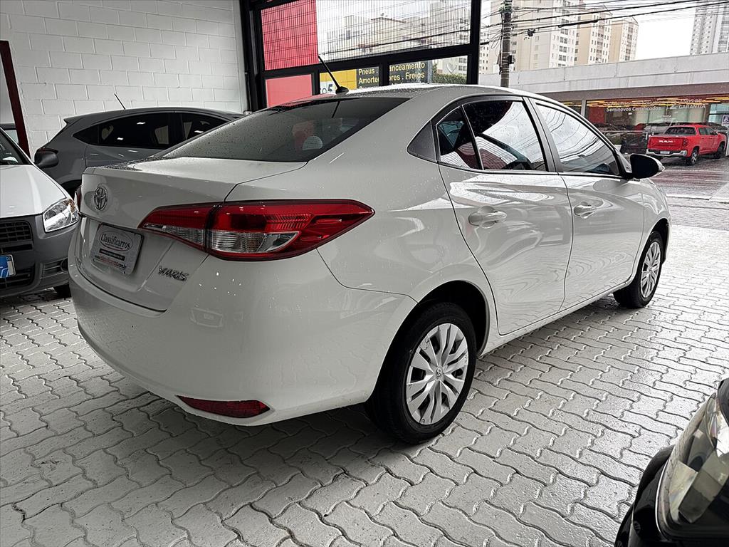 Toyota Yaris - 1.5 16V FLEX SEDAN XL MULTIDRIVE