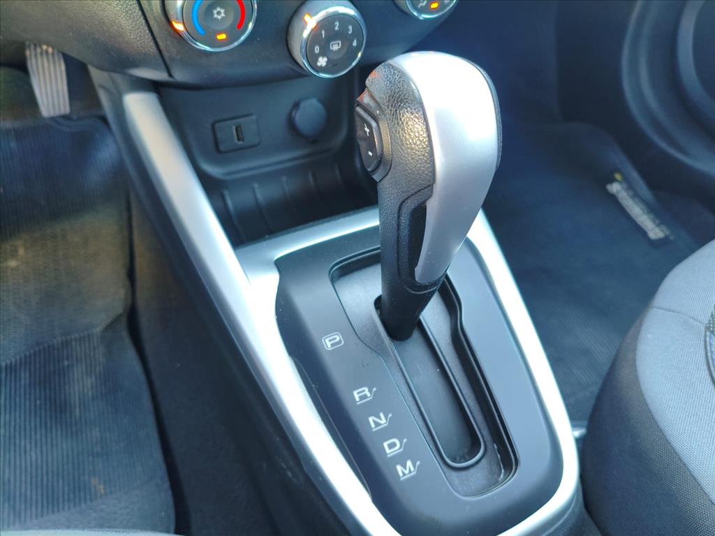 GM - Chevrolet-ONIX-1.4 MPFI ACTIV 8V FLEX 4P AUTOMÁTICO