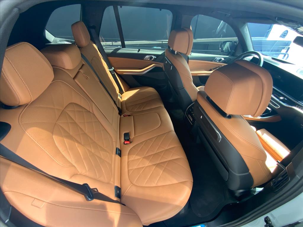 BMW-X5-3.0 I6 TURBO HÍBRIDO XDRIVE50E M SPORT AUTOMÁTICO