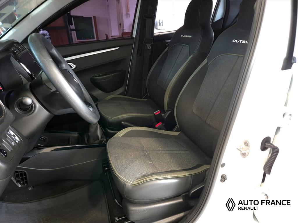 KWID 1.0 12V SCE FLEX OUTSIDER MANUAL7