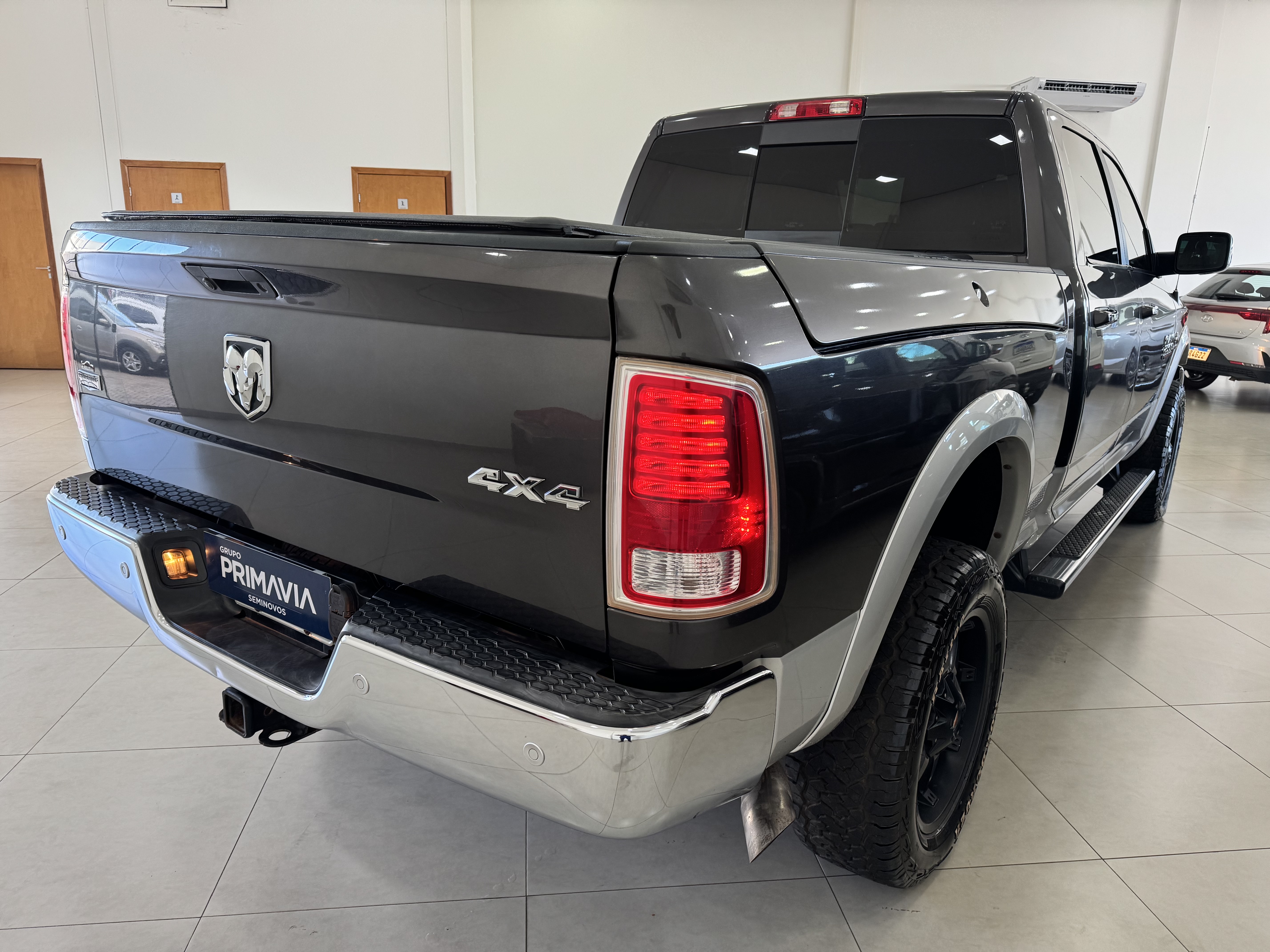 2500 6.7 LARAMIE 4X4 CD I6 TURBO DIESEL 4P AUTOMÁTICO2