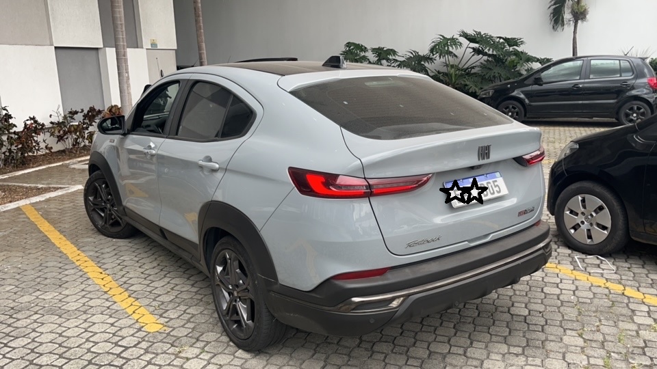 Fiat-FASTBACK-1.3 TURBO 270 FLEX LIMITED EDITION AT6